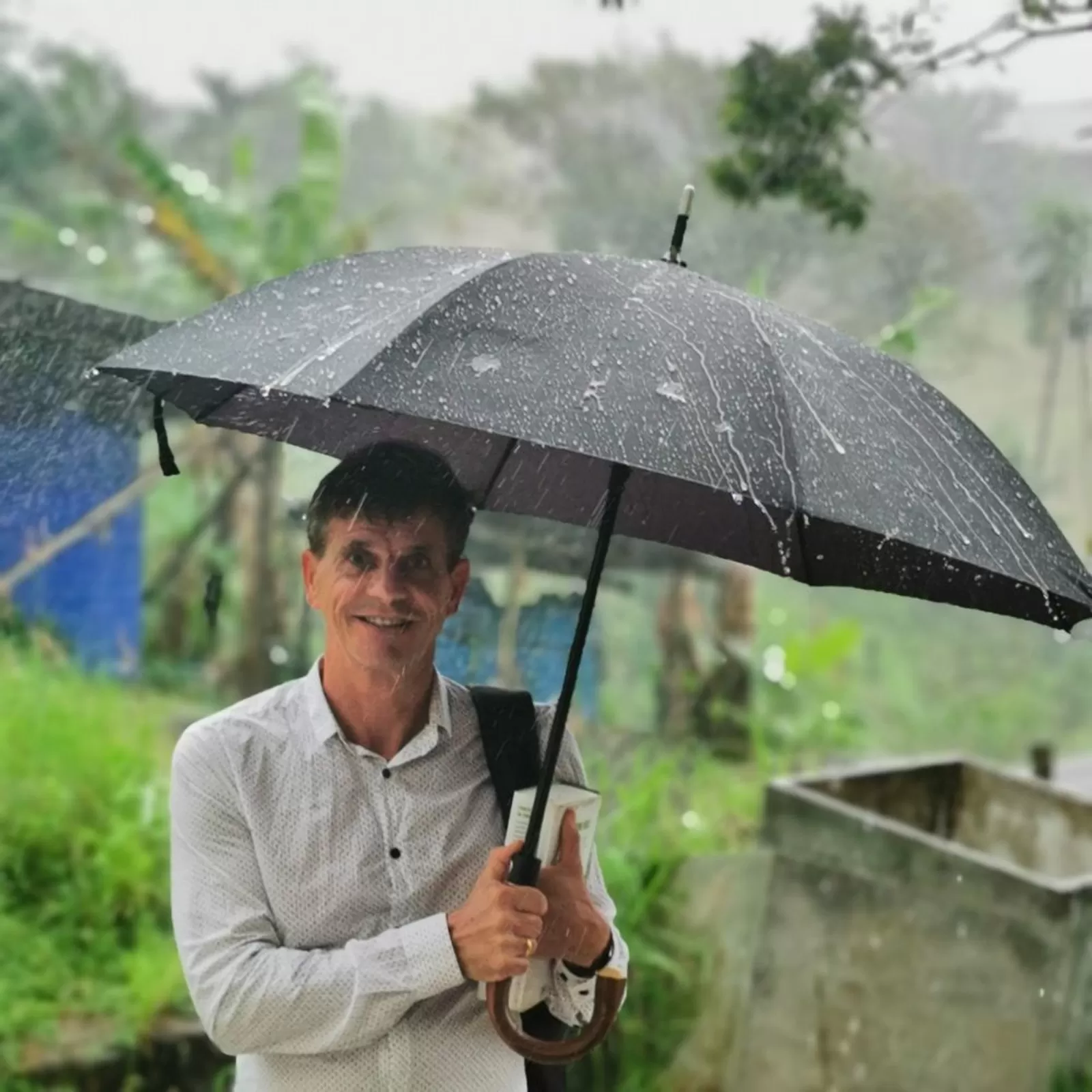 Security Umbrella 'Classic' - (Crook Handle)